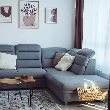 Modern 1 Bedroom Apartment ǀ Ac, Free Parking Bratislava Exterior photo