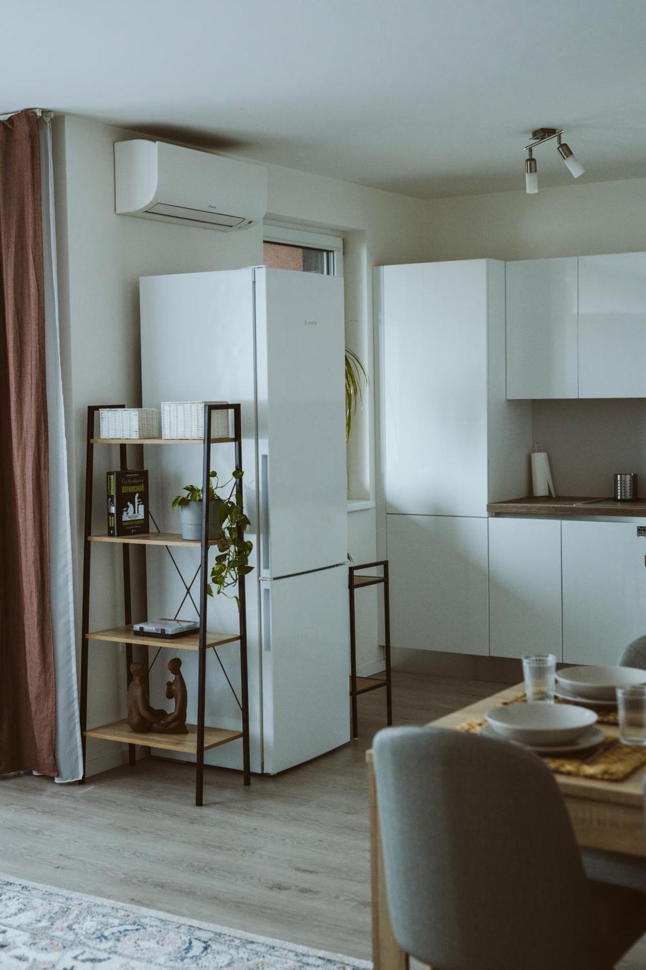 Modern 1 Bedroom ǀ Ac, Free Parking Apartment